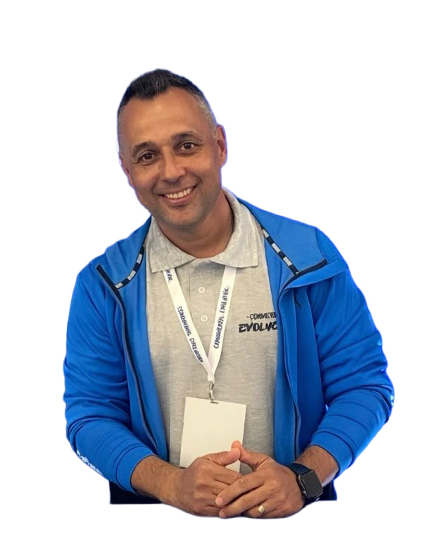 Carlos Tabares
